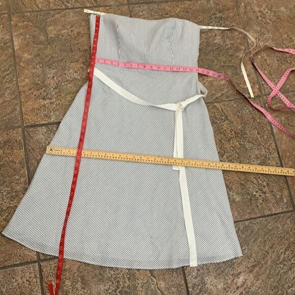 Ann Taylor Loft Size 12 Strapless Gray White Striped Belted Zip Woman’s Dress - Picture 9 of 10